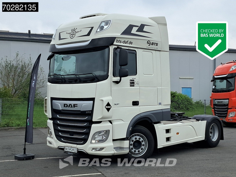DAF XF 530 4X2 SSC Retarder 2x Tanks Standklima ACC LED - Тягач: фото 1 DAF XF 530 4X2 SSC Retarder 2x Tanks Standklima ACC LED - Тягач: фото 1