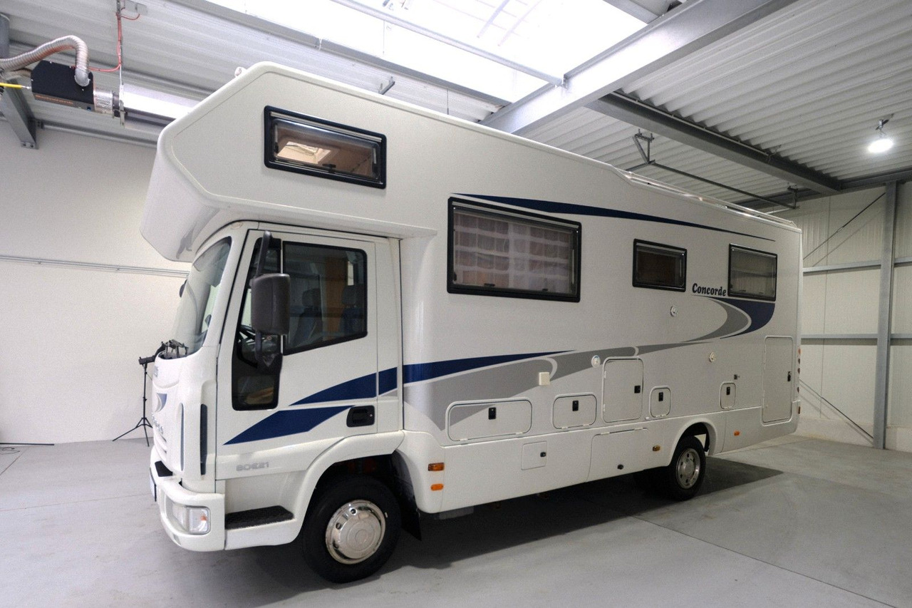Concorde Cruiser 880 F/Festbett/Garage/2xKlima/Solar - Альковный автодом: фото 3 Concorde Cruiser 880 F/Festbett/Garage/2xKlima/Solar - Альковный автодом: фото 3