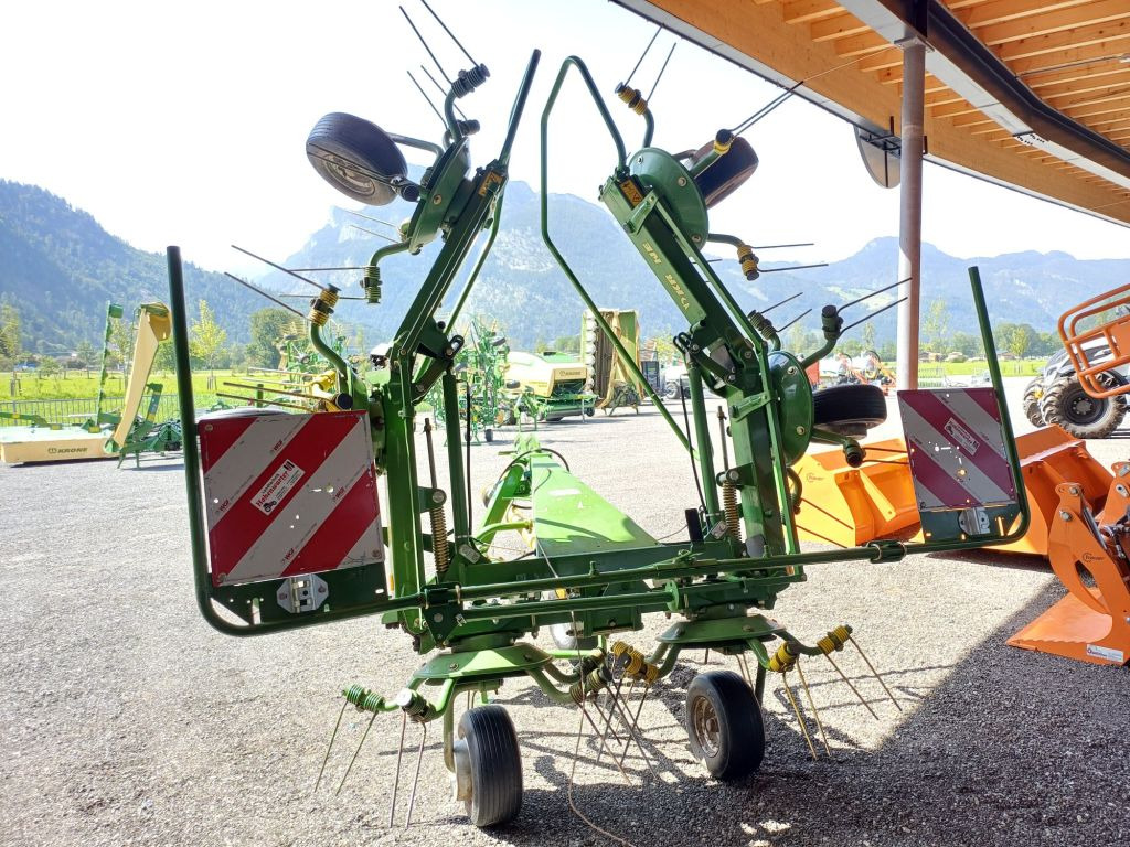 Krone KW 6.02/6 (22003) - Сеноворошилка: фото 3 Krone KW 6.02/6 (22003) - Сеноворошилка: фото 3
