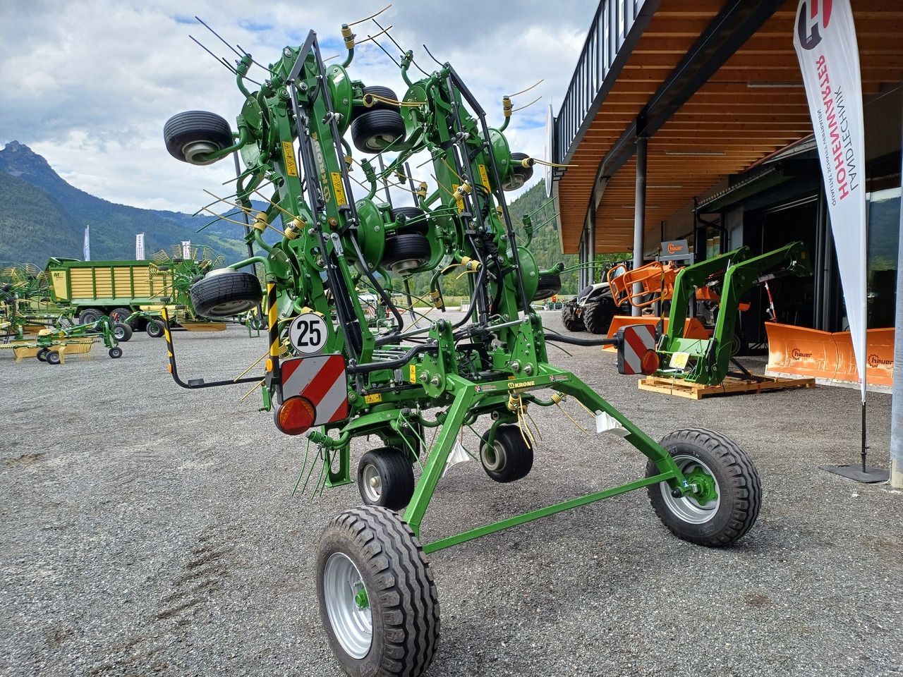 Krone Vendro T 1020 (23756) - Сеноворошилка: фото 3 Krone Vendro T 1020 (23756) - Сеноворошилка: фото 3
