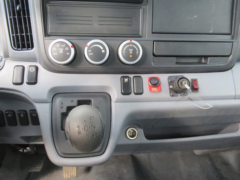 Малотоннажный бортовой грузовик FUSO Canter 3S13 AIRCO - KLIMA PickUp: фото 10