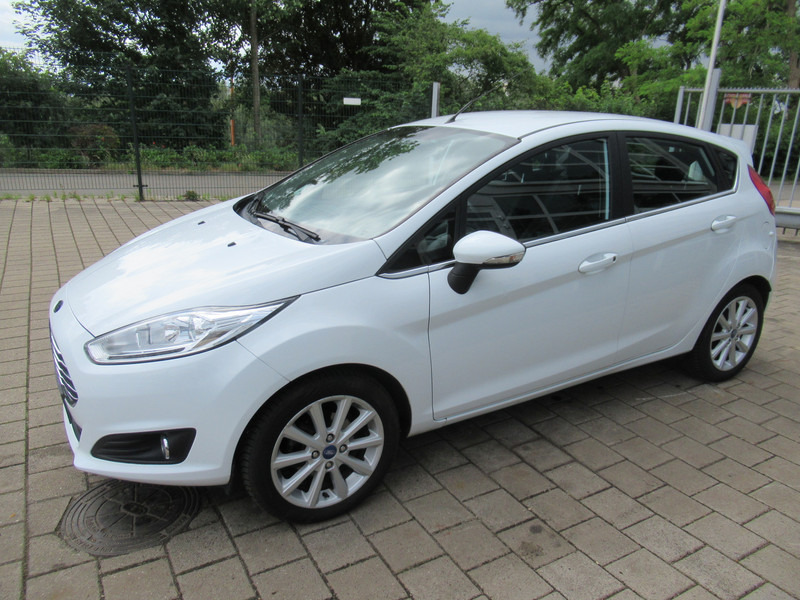 Хэтчбек Ford Fiesta 1.0 EcoBoost 74KW Titanium 5-deurs: фото 8