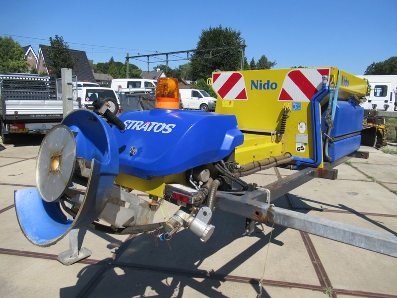 NIDO Stratos B06L-24 VCLN-350 Hydro zoutstrooier 0,6m3 + 350L - Оборудование для клининга: фото 2 NIDO Stratos B06L-24 VCLN-350 Hydro zoutstrooier 0,6m3 + 350L - Оборудование для клининга: фото 2