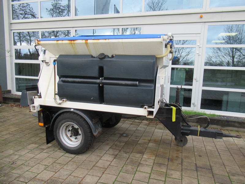 NIDO Stratos B17-18 AWALN 1,7m3 + 880 L Salzstreuer Saltspreader Zoutstrooier - Разбрасыватель песка/ Соли: фото 2 NIDO Stratos B17-18 AWALN 1,7m3 + 880 L Salzstreuer Saltspreader Zoutstrooier - Разбрасыватель песка/ Соли: фото 2