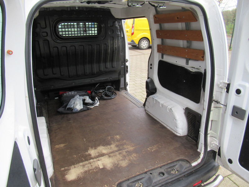 Легковой фургон, Электрический фургон Nissan E-NV200 Optima 24KW Accu eigendom Snellader: фото 6 Легковой фургон, Электрический фургон Nissan E-NV200 Optima 24KW Accu eigendom Snellader: фото 6