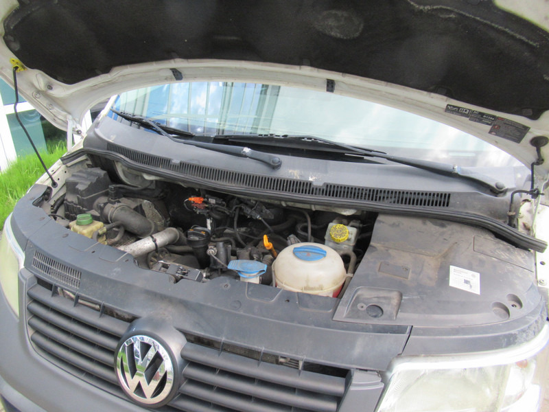 Малотоннажный бортовой грузовик, Грузопассажирский фургон Volkswagen Transporter T5 2.5 TDI 96KW 340 DOKA Dubbelcabine: фото 10