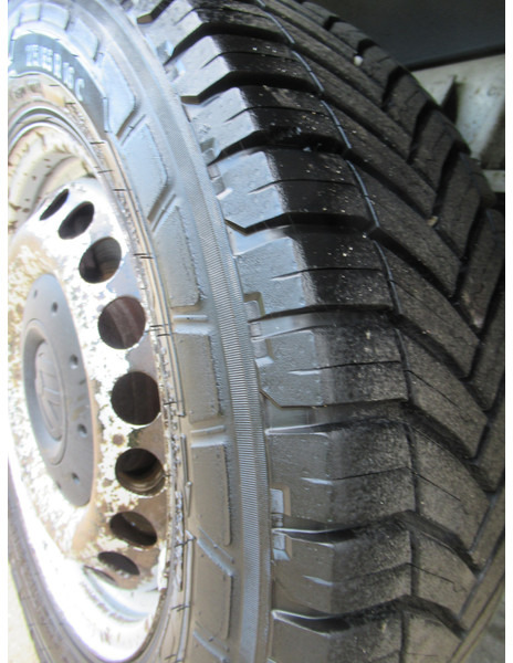 Малотоннажный бортовой грузовик, Грузопассажирский фургон Volkswagen Transporter T5 2.5 TDI 96KW 340 DOKA Dubbelcabine: фото 9