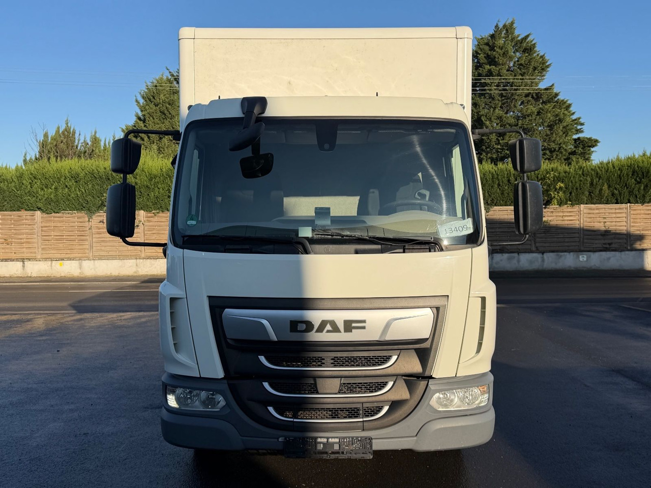 DAF LF 12.230 FA Koffer, Lbw, Ahk., 7.3m, E6, TOP - Грузовик с закрытым кузовом: фото 2 DAF LF 12.230 FA Koffer, Lbw, Ahk., 7.3m, E6, TOP - Грузовик с закрытым кузовом: фото 2