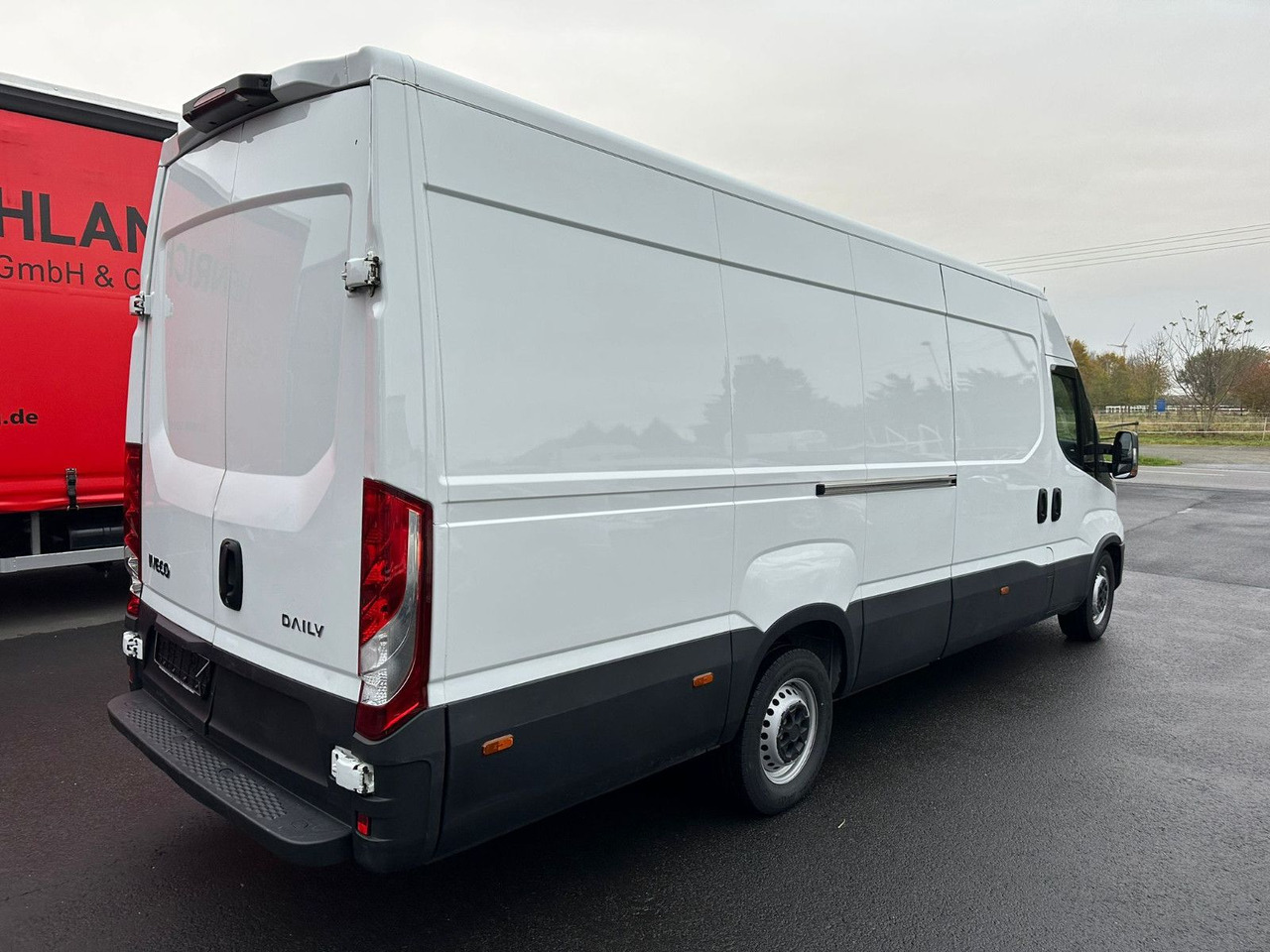 Iveco Daily 35 S14*Automatik*Heckkamera*top. Zustand!! Iveco Daily 35 S14*TOP*Automatik*Kamera* - Цельнометаллический фургон: фото 4 Iveco Daily 35 S14*Automatik*Heckkamera*top. Zustand!! Iveco Daily 35 S14*TOP*Automatik*Kamera* - Цельнометаллический фургон: фото 4