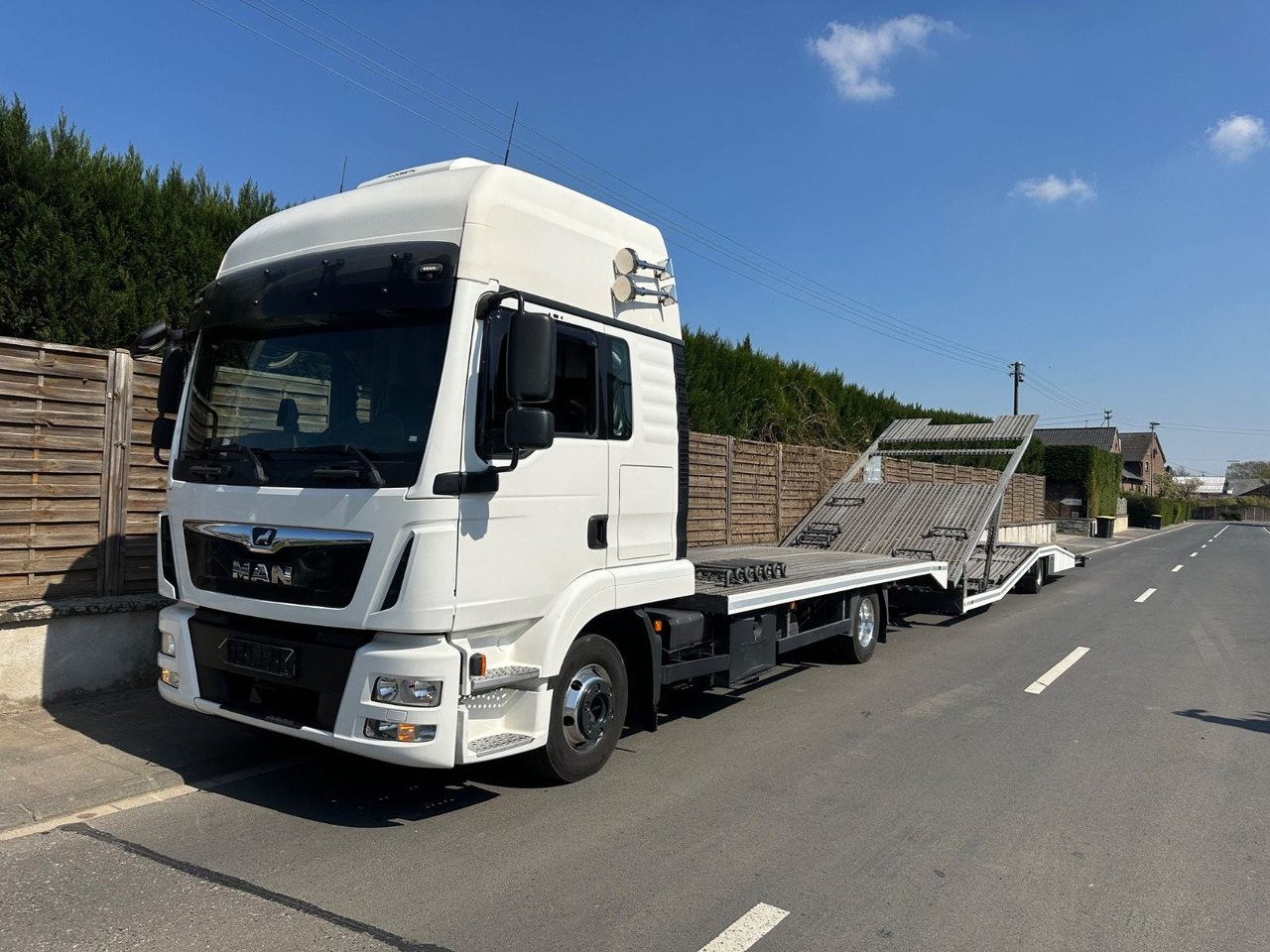 MAN 8.250 TGL*VDI2700*TOP*4-er Zug BFT Anhänger MAN 8.250 TGL*VDI2700*TOP*4x L1H1 - Автовоз, Коммерческий автомобиль: фото 1 MAN 8.250 TGL*VDI2700*TOP*4-er Zug BFT Anhänger MAN 8.250 TGL*VDI2700*TOP*4x L1H1 - Автовоз, Коммерческий автомобиль: фото 1