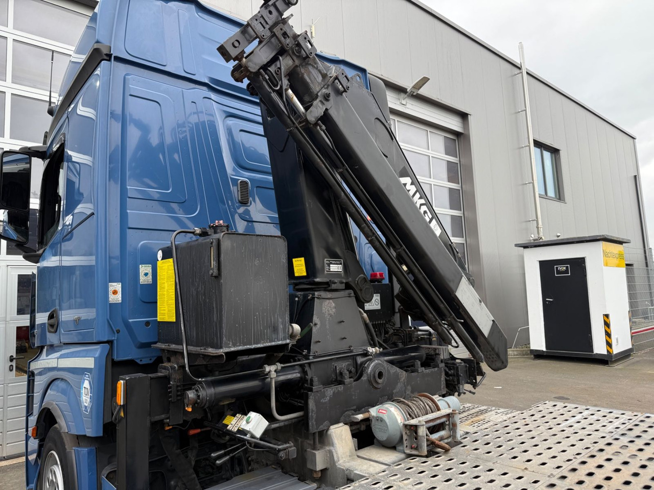 Mercedes-Benz Actros 1843 FVG 5-Zug / VDI 2700 / Kran MKG - Автовоз: фото 4 Mercedes-Benz Actros 1843 FVG 5-Zug / VDI 2700 / Kran MKG - Автовоз: фото 4