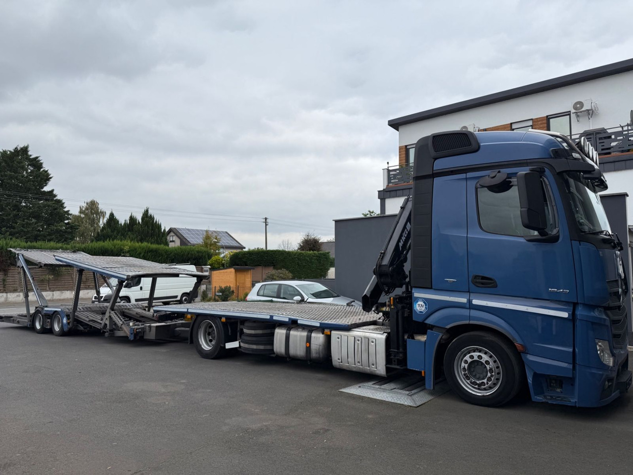 Mercedes-Benz Actros 1843 FVG 5-Zug / VDI 2700 / Kran MKG - Автовоз: фото 1 Mercedes-Benz Actros 1843 FVG 5-Zug / VDI 2700 / Kran MKG - Автовоз: фото 1