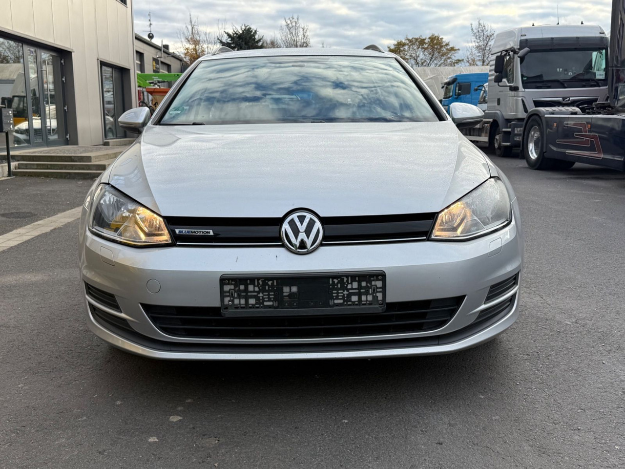 Volkswagen Golf 7 1.6tdi Variant Trendline Klima, Shz - Универсал: фото 2 Volkswagen Golf 7 1.6tdi Variant Trendline Klima, Shz - Универсал: фото 2