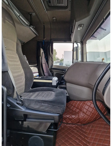 Терминальный тягач DAF XF 105.460: фото 8