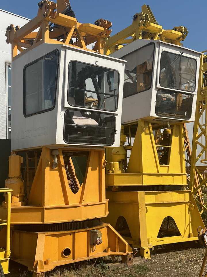 LIEBHERR 180 EC-H10 - Башенный кран: фото 1 LIEBHERR 180 EC-H10 - Башенный кран: фото 1