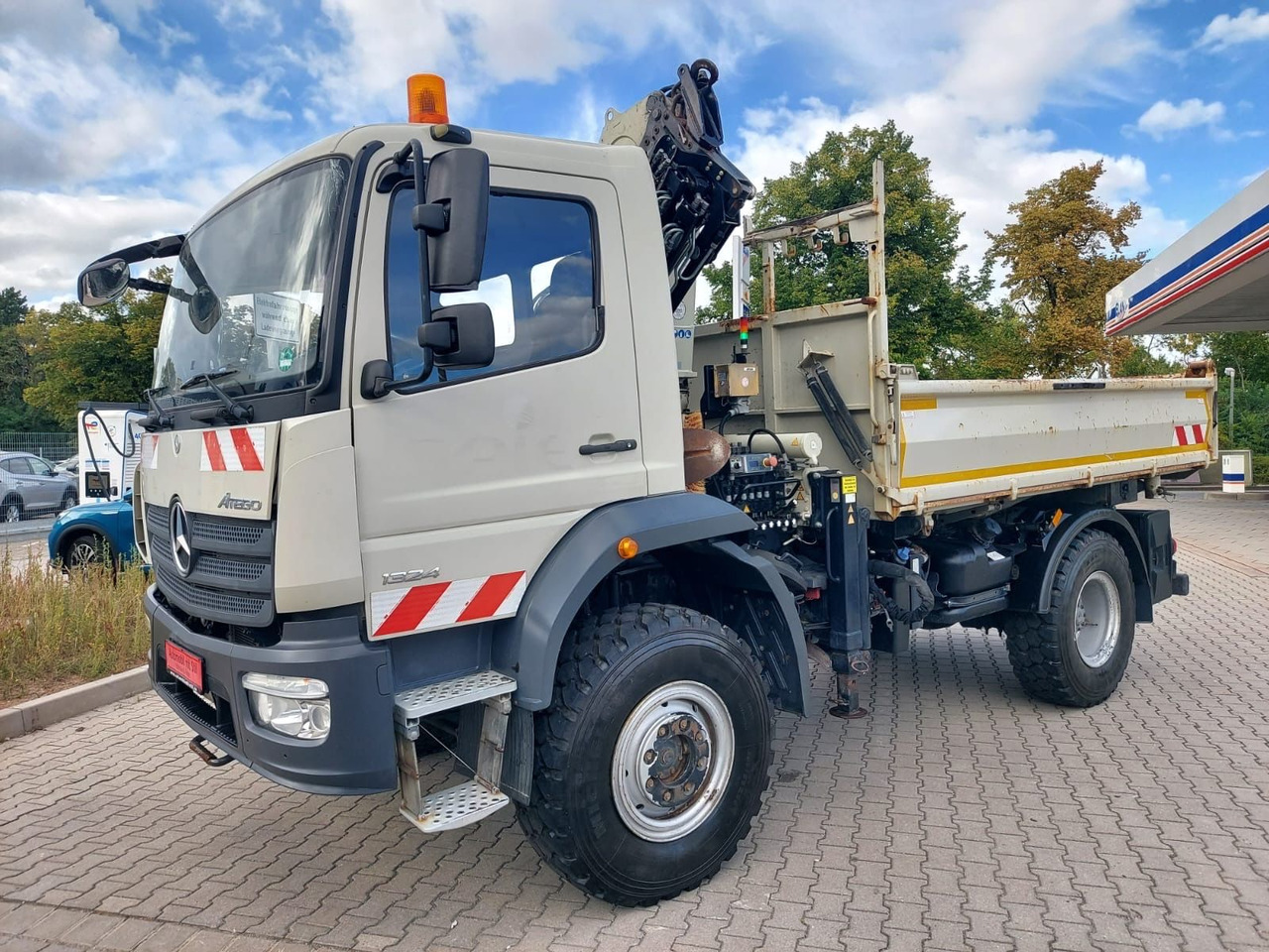 Mercedes-Benz Atego / 1324 MEILER 4X4 KRAN ATLAS 116.3 - Самосвал, Автоманипулятор: фото 1 Mercedes-Benz Atego / 1324 MEILER 4X4 KRAN ATLAS 116.3 - Самосвал, Автоманипулятор: фото 1