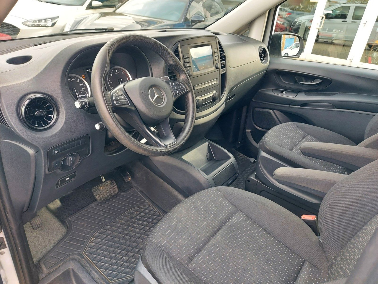 Пассажирский фургон Mercedes-Benz Vito Mixto 114 CDI 4x4 Extralang 5 Sitze LED: фото 18