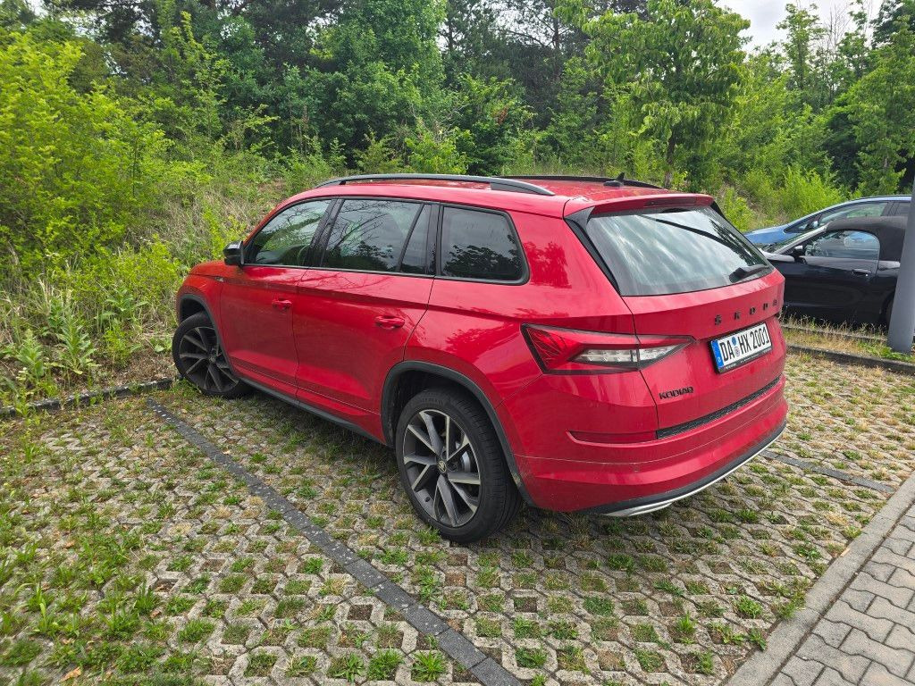 Skoda Kodiaq Sportline LED AUTOMATIK NAVI ALCANTARA - Внедорожник: фото 3 Skoda Kodiaq Sportline LED AUTOMATIK NAVI ALCANTARA - Внедорожник: фото 3
