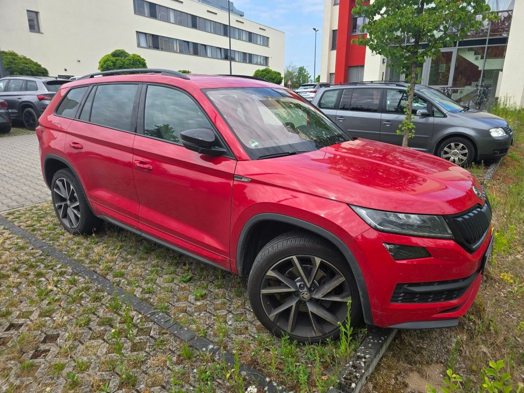 Skoda Kodiaq Sportline LED AUTOMATIK NAVI ALCANTARA - Внедорожник: фото 2 Skoda Kodiaq Sportline LED AUTOMATIK NAVI ALCANTARA - Внедорожник: фото 2