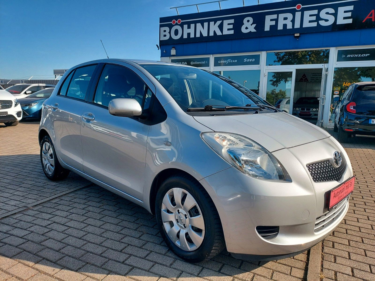 Toyota Yaris Sol Klima - Легковой автомобиль: фото 1 Toyota Yaris Sol Klima - Легковой автомобиль: фото 1