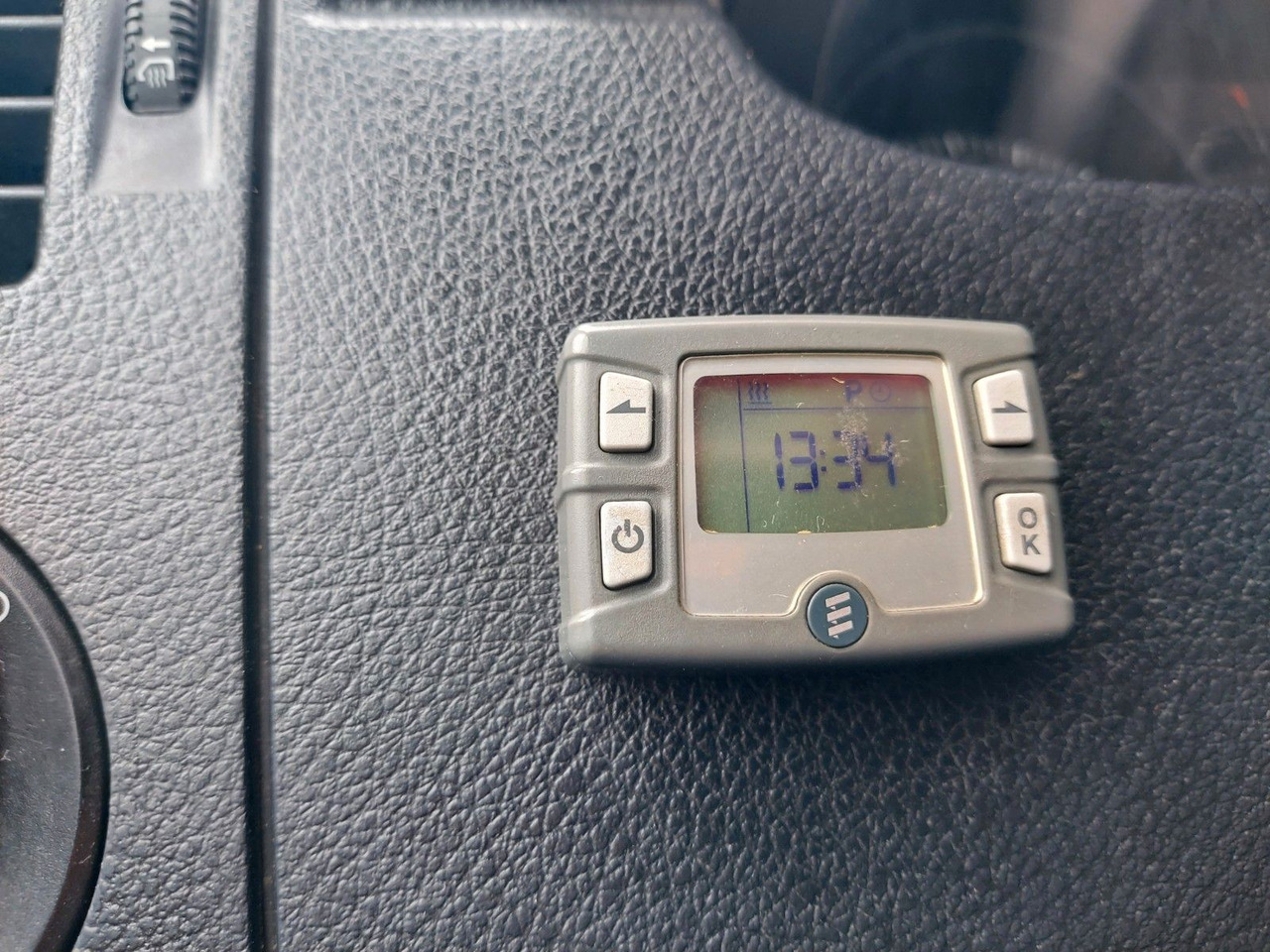 Volkswagen Crafter Kasten 35 L2H2 Hoch lang Standheiz - Пассажирский фургон: фото 2 Volkswagen Crafter Kasten 35 L2H2 Hoch lang Standheiz - Пассажирский фургон: фото 2