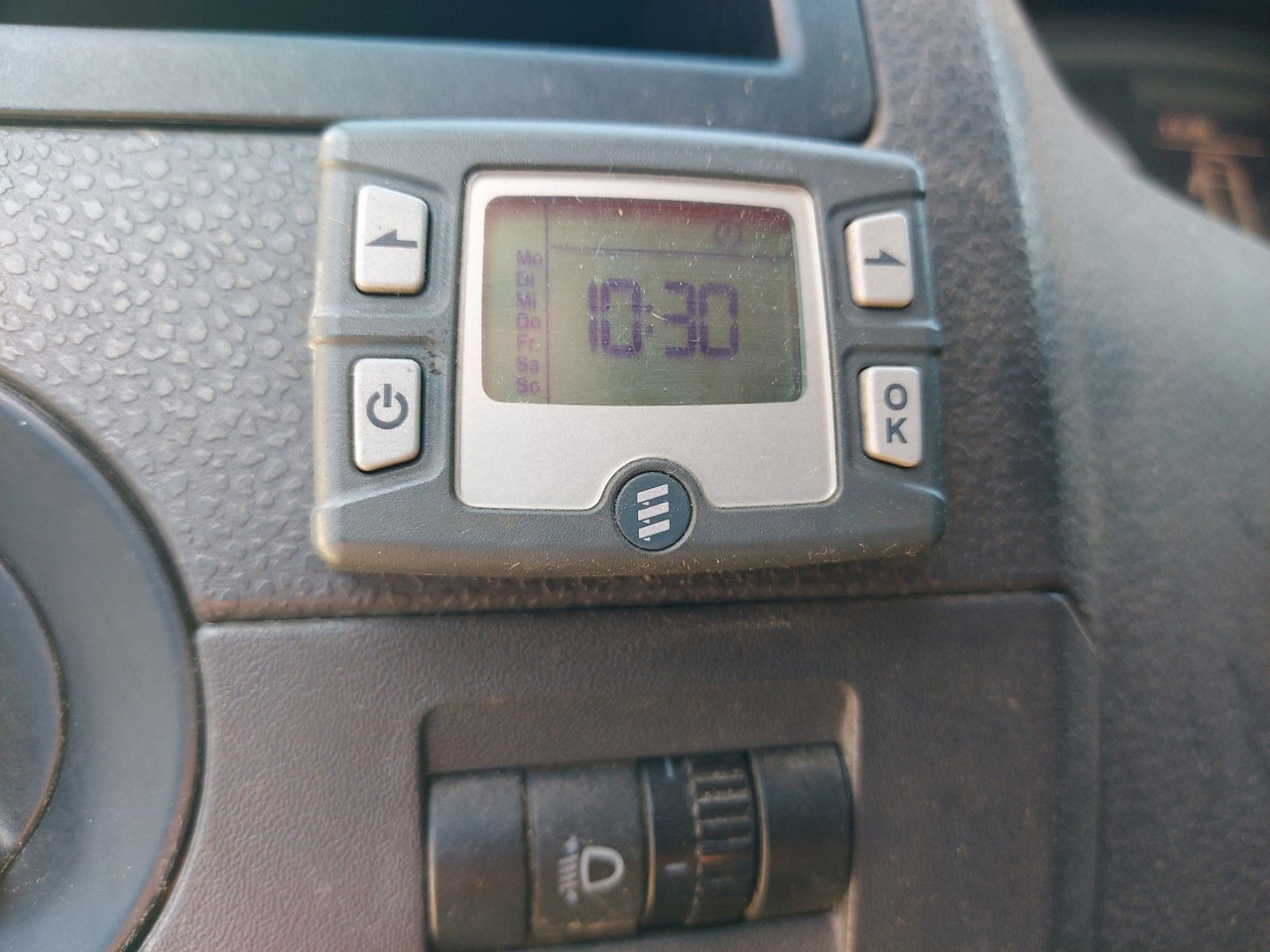 Volkswagen T5 Transporter Kasten Kombi lang 4Motion - Пассажирский фургон: фото 4 Volkswagen T5 Transporter Kasten Kombi lang 4Motion - Пассажирский фургон: фото 4