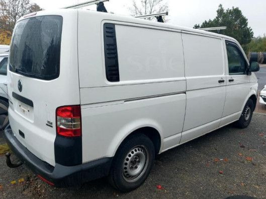 Volkswagen T5 Transporter Kasten Lang 4Motion Klimaa. - Внедорожник: фото 4 Volkswagen T5 Transporter Kasten Lang 4Motion Klimaa. - Внедорожник: фото 4