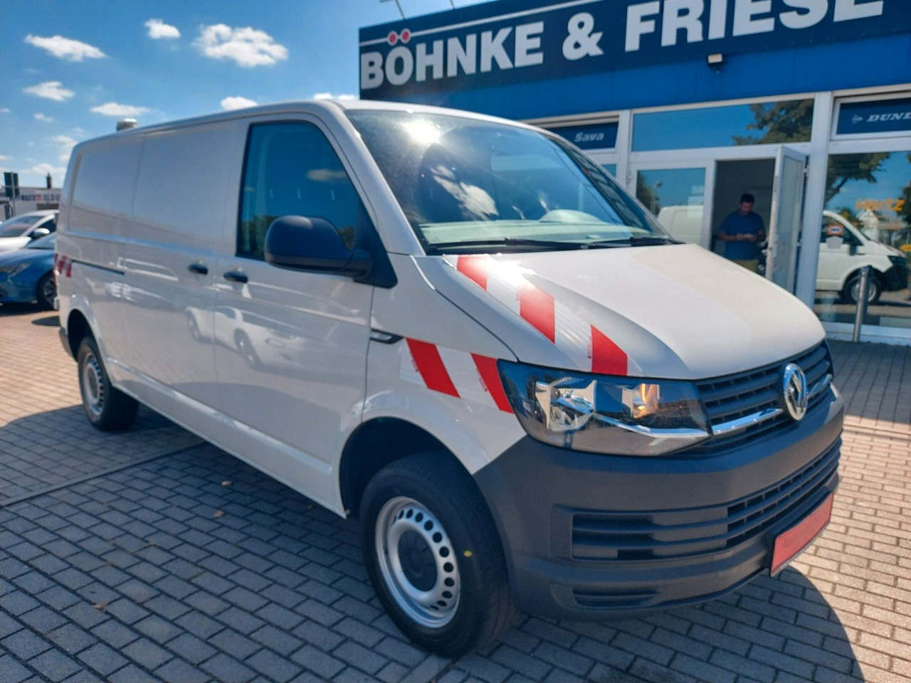 Volkswagen T6 Transporter Kasten-Kombi Lang 4 Motion Klima - Пассажирский фургон: фото 2 Volkswagen T6 Transporter Kasten-Kombi Lang 4 Motion Klima - Пассажирский фургон: фото 2