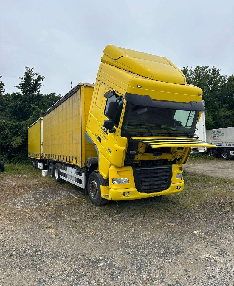 DAF XF 105 - Тентованный грузовик: фото 3 DAF XF 105 - Тентованный грузовик: фото 3
