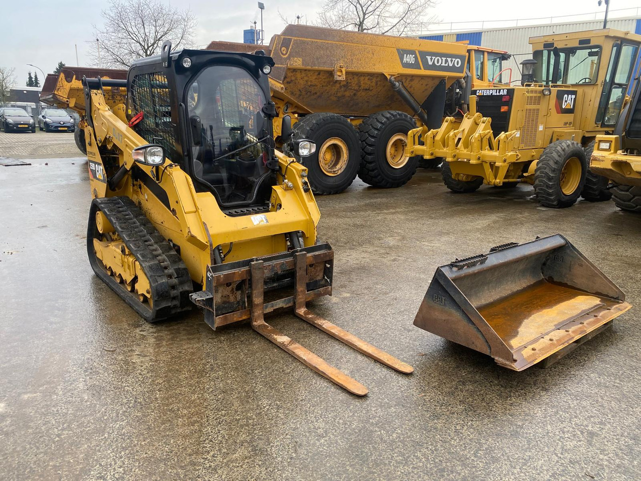 CATERPILLAR 259D - Мини-погрузчик с бортовым поворотом: фото 3 CATERPILLAR 259D - Мини-погрузчик с бортовым поворотом: фото 3