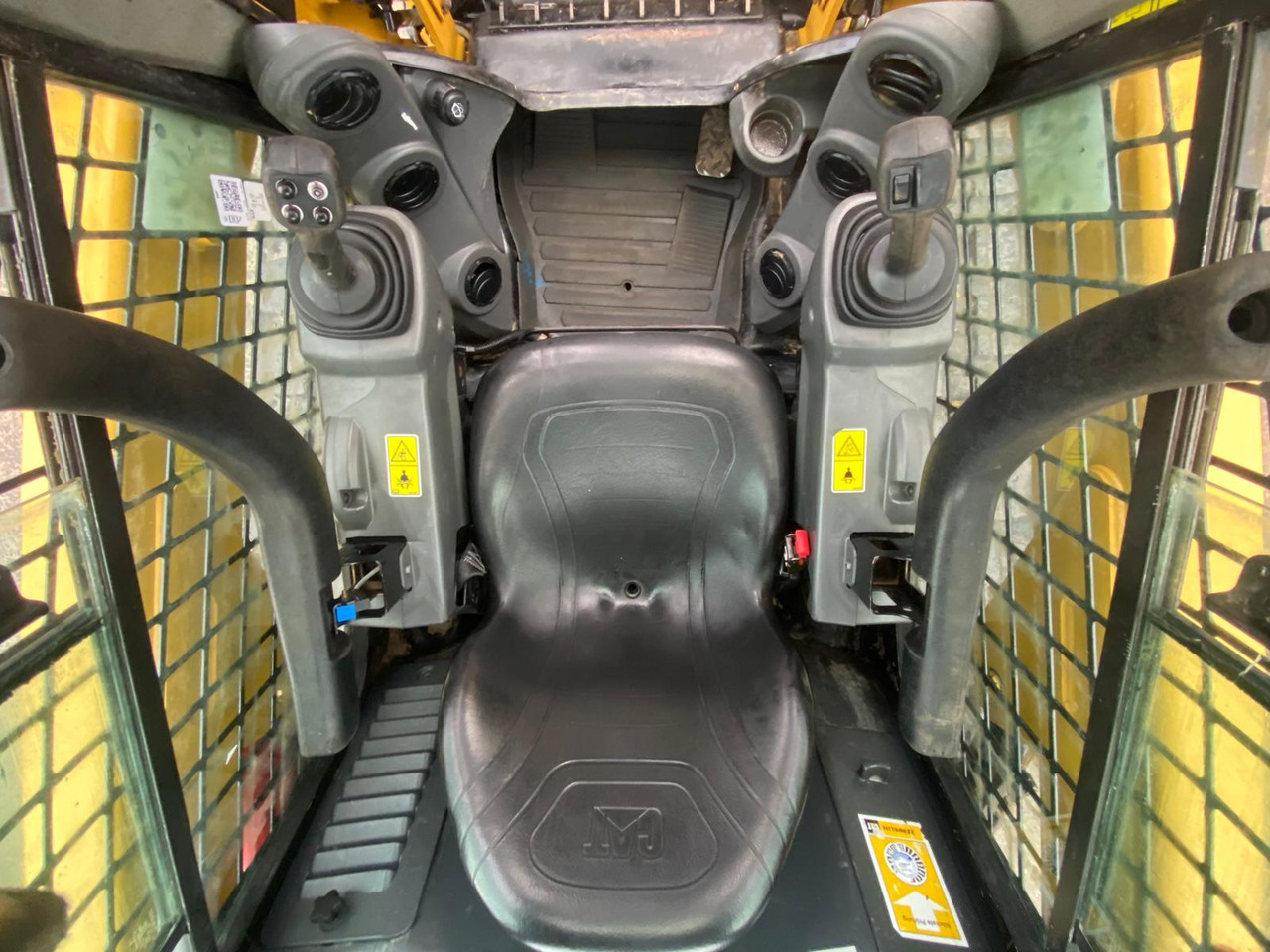 CATERPILLAR 259D - Мини-погрузчик с бортовым поворотом: фото 5 CATERPILLAR 259D - Мини-погрузчик с бортовым поворотом: фото 5