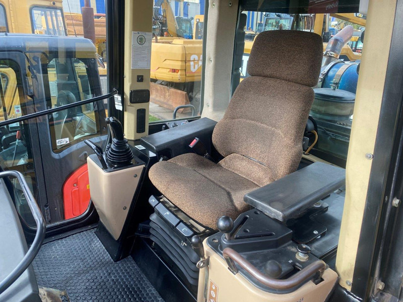 Caterpillar 953 C - Гусеничный погрузчик: фото 4 Caterpillar 953 C - Гусеничный погрузчик: фото 4