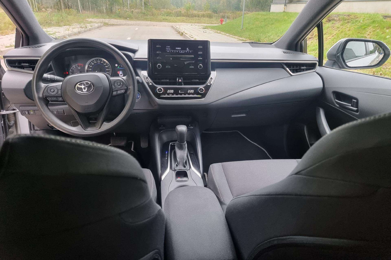 Toyota Corolla - Легковой автомобиль: фото 3 Toyota Corolla - Легковой автомобиль: фото 3