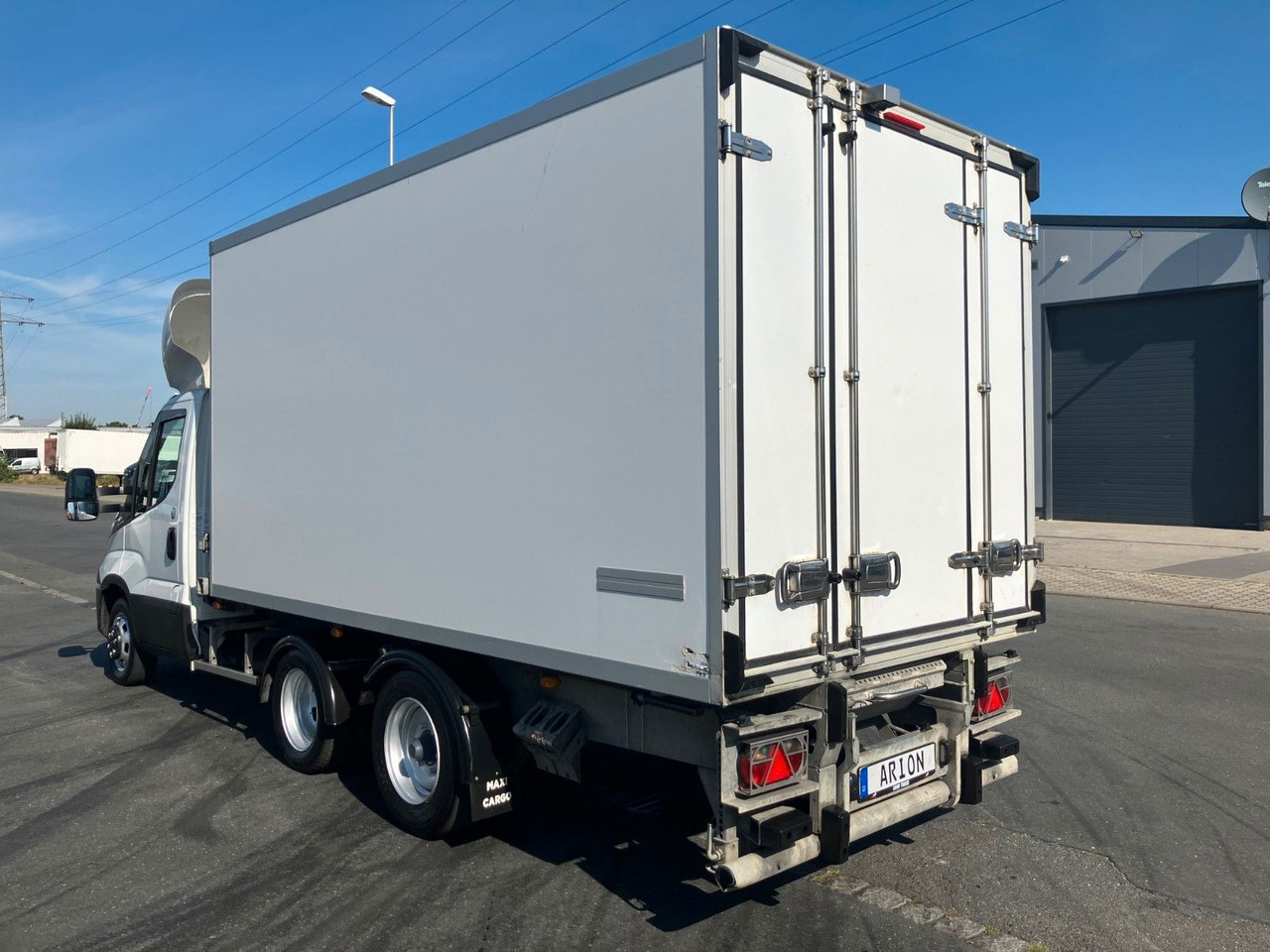 Iveco Daily 35C18 MAXICARGO Kühlkoffer/CARRIER/AC/EU6 Iveco Daily 35C18 MAXICARGO Kühlkoffer/CARRIER/AC/EU6 - Фургон-рефрижератор: фото 3 Iveco Daily 35C18 MAXICARGO Kühlkoffer/CARRIER/AC/EU6 Iveco Daily 35C18 MAXICARGO Kühlkoffer/CARRIER/AC/EU6 - Фургон-рефрижератор: фото 3