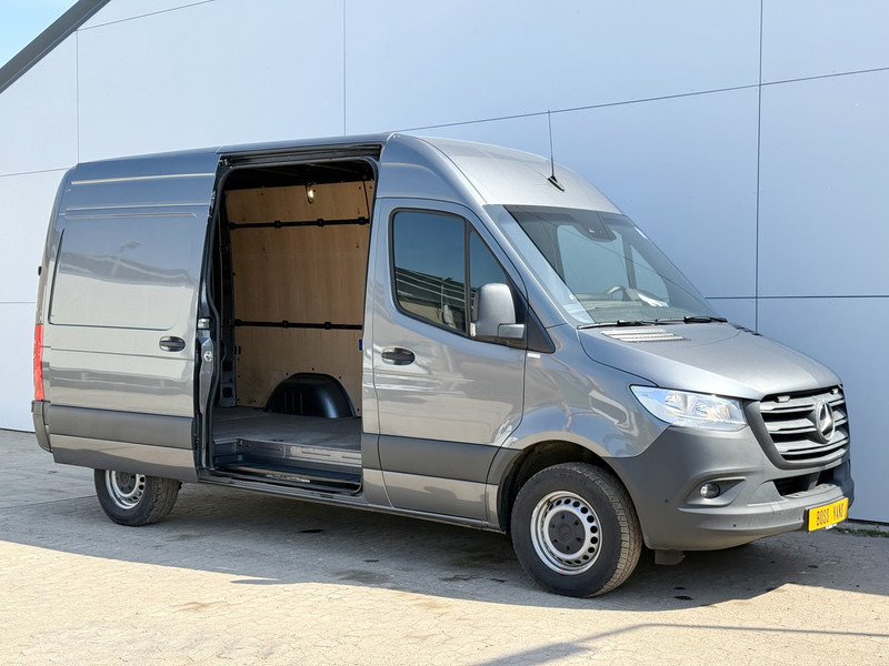 Mercedes-Benz Sprinter 319 1.9 CDI Automaat L2H2 Airco Cruise Control Lane Assist Camera Carplay Dodehoek waarschuwing Parkeersensoren voor achter - Цельнометаллический фургон: фото 5 Mercedes-Benz Sprinter 319 1.9 CDI Automaat L2H2 Airco Cruise Control Lane Assist Camera Carplay Dodehoek waarschuwing Parkeersensoren voor achter - Цельнометаллический фургон: фото 5