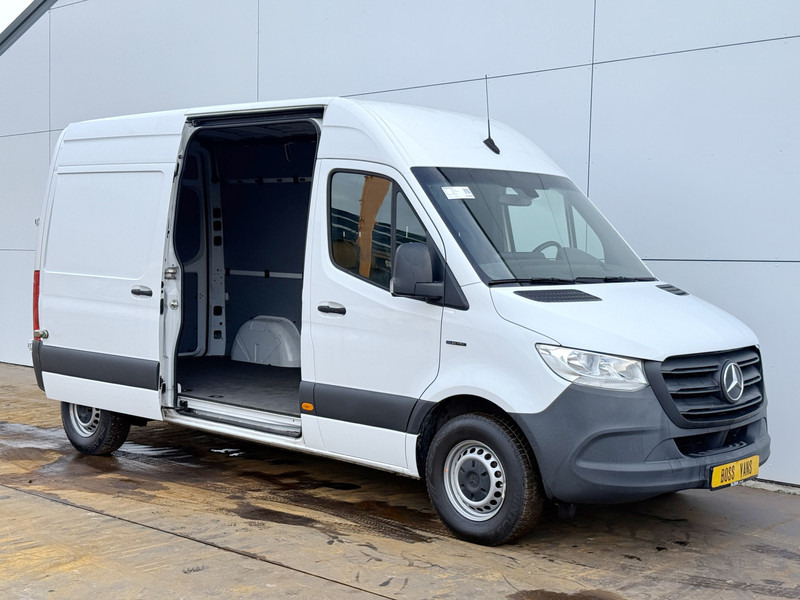 Mercedes-Benz eSprinter 112 L2H2 100% Elektrisch 55kWh 168km WLTP 80kw Snelladen Climate Control Camera Stoelverwarming - Цельнометаллический фургон, Электрический фургон: фото 5 Mercedes-Benz eSprinter 112 L2H2 100% Elektrisch 55kWh 168km WLTP 80kw Snelladen Climate Control Camera Stoelverwarming - Цельнометаллический фургон, Электрический фургон: фото 5