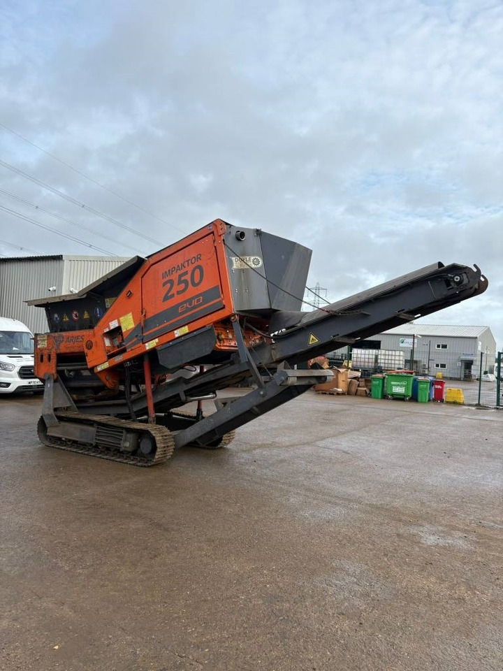 Arjes 250 Evo - Мобильная дробилка: фото 1 Arjes 250 Evo - Мобильная дробилка: фото 1