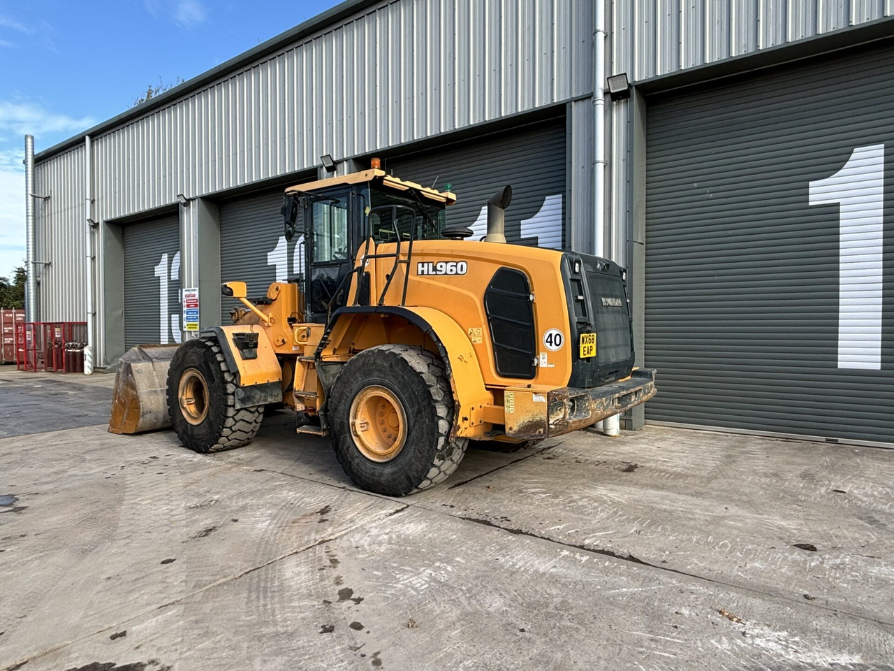 Hyundai HL960 - Колёсный погрузчик: фото 3 Hyundai HL960 - Колёсный погрузчик: фото 3