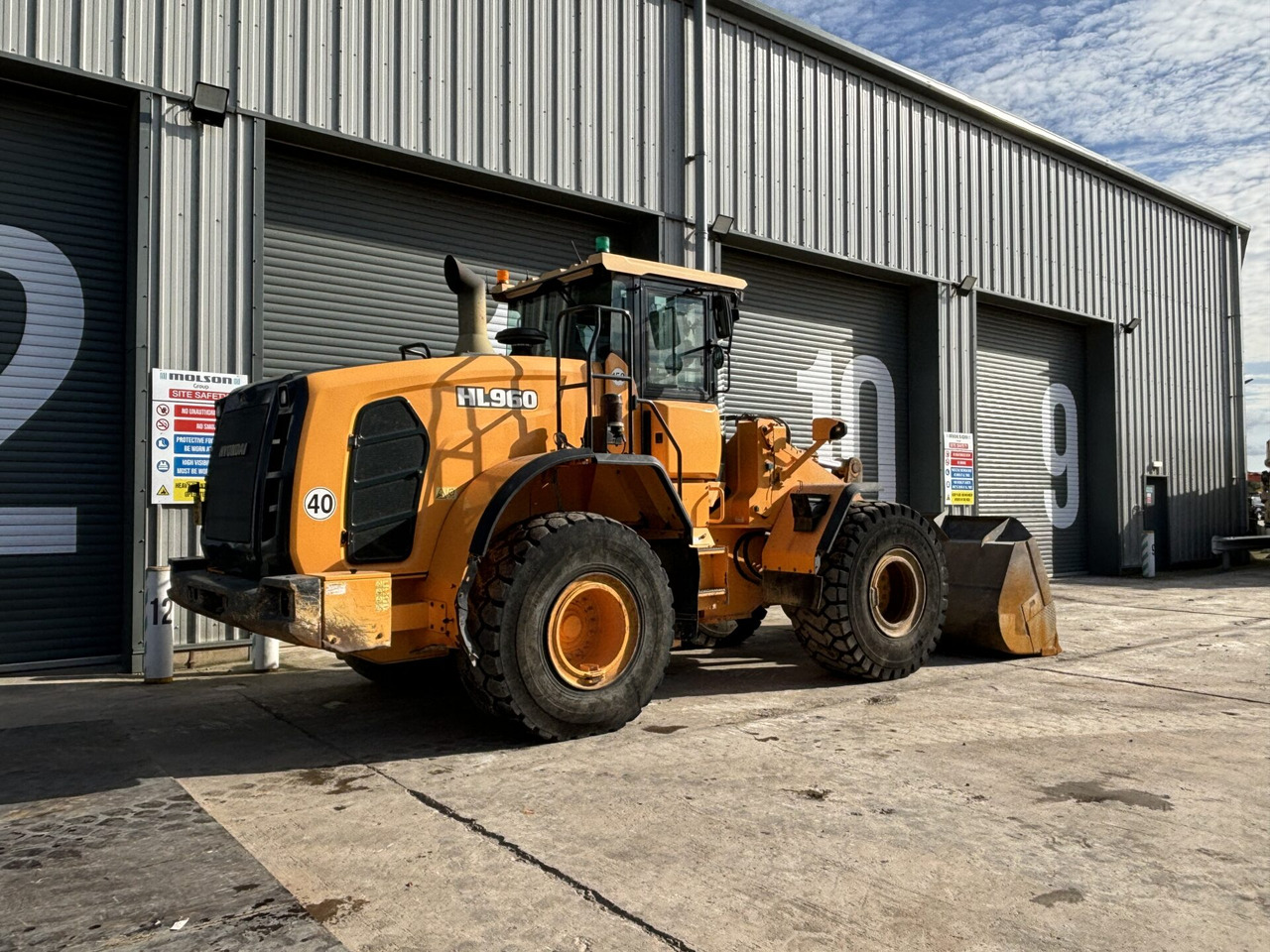 Hyundai HL960 - Колёсный погрузчик: фото 5 Hyundai HL960 - Колёсный погрузчик: фото 5