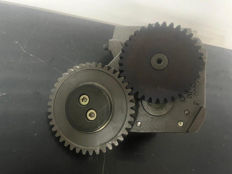 Liebherr P964 , R974 ,R964 - Масляный насос: фото 3 Liebherr P964 , R974 ,R964 - Масляный насос: фото 3