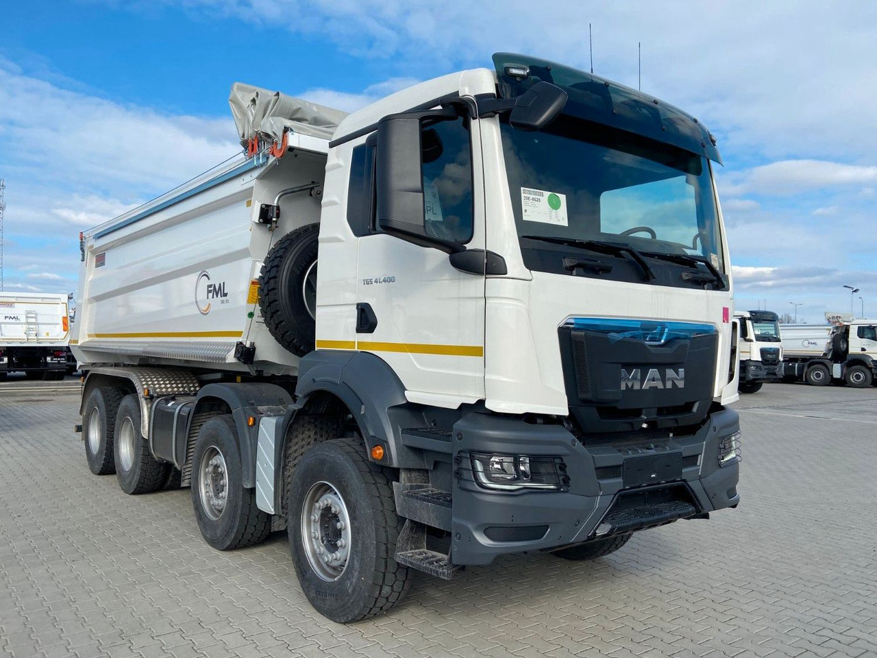 MAN TGS 41.400 8x4 EURO2 AUTOMAT TIPPER CR. SYSTEM - Самосвал: фото 1 MAN TGS 41.400 8x4 EURO2 AUTOMAT TIPPER CR. SYSTEM - Самосвал: фото 1