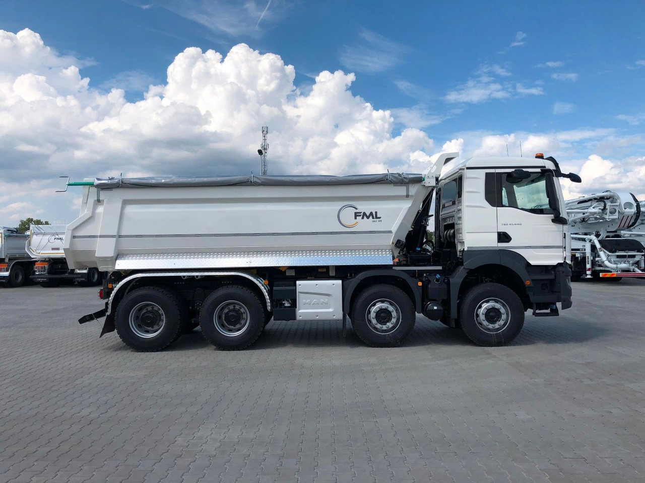 MAN TGS 41.520 GSR 8x4/8x6/8x8 FML KIPPER - Самосвал: фото 3 MAN TGS 41.520 GSR 8x4/8x6/8x8 FML KIPPER - Самосвал: фото 3