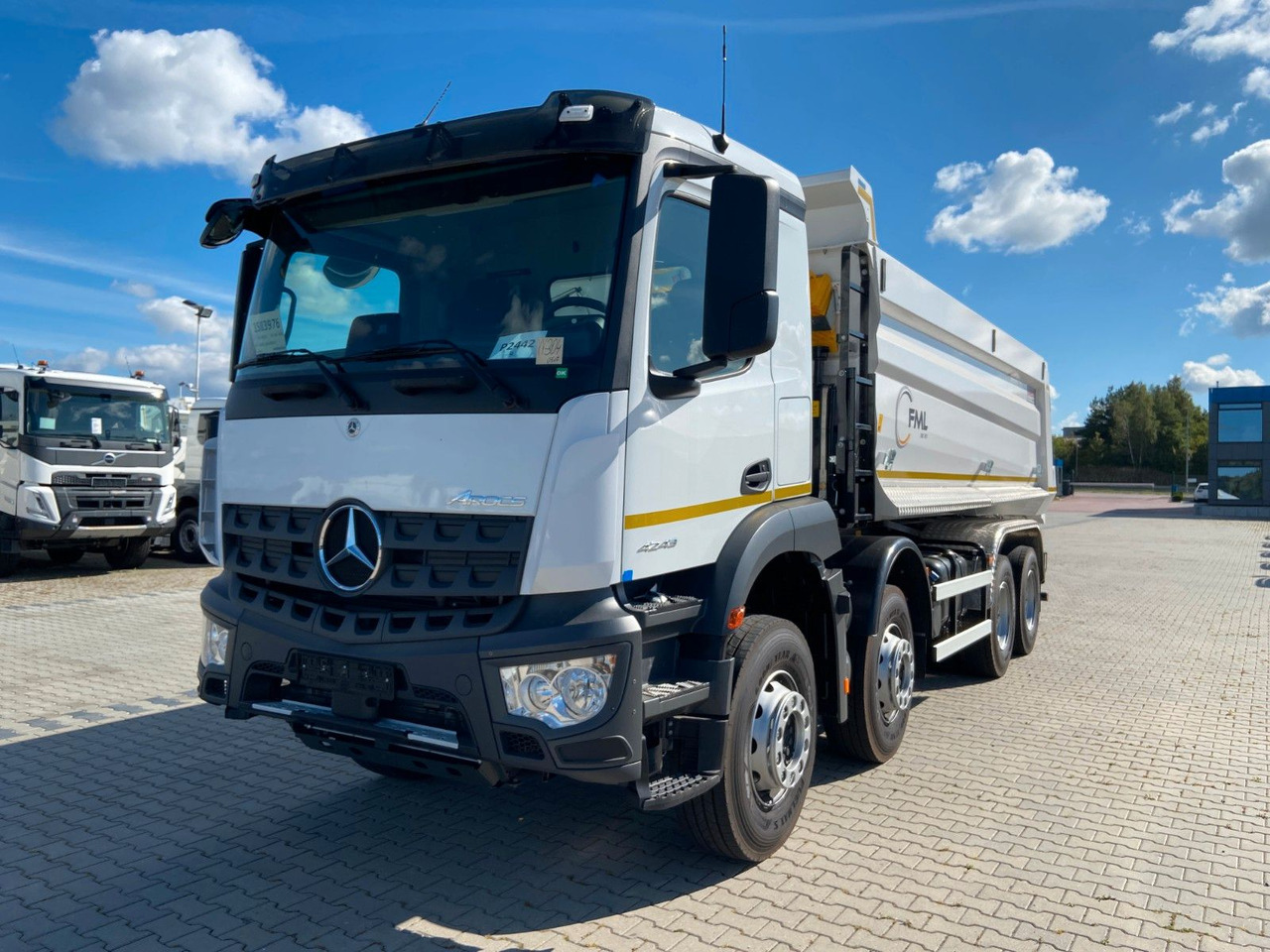 Mercedes-Benz Arocs 4243 8x4 FML KIPPER 20 M3 - Самосвал: фото 2 Mercedes-Benz Arocs 4243 8x4 FML KIPPER 20 M3 - Самосвал: фото 2
