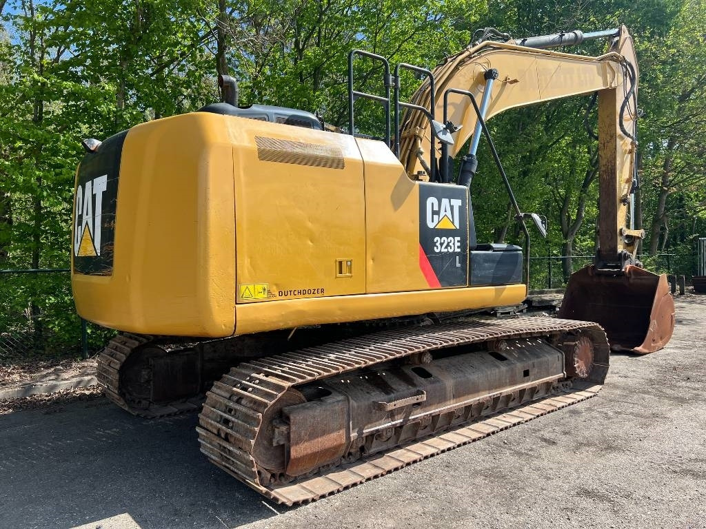 CAT 323 E - Гусеничный экскаватор: фото 4 CAT 323 E - Гусеничный экскаватор: фото 4