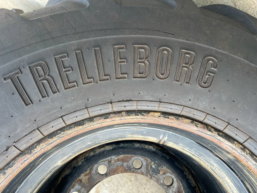 Trelleborg 710/40B22.5 AMPT - Шина для Строительной техники: фото 2 Trelleborg 710/40B22.5 AMPT - Шина для Строительной техники: фото 2