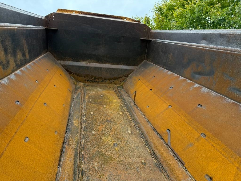 Сочленённый самосвал Volvo A 25 D: фото 28