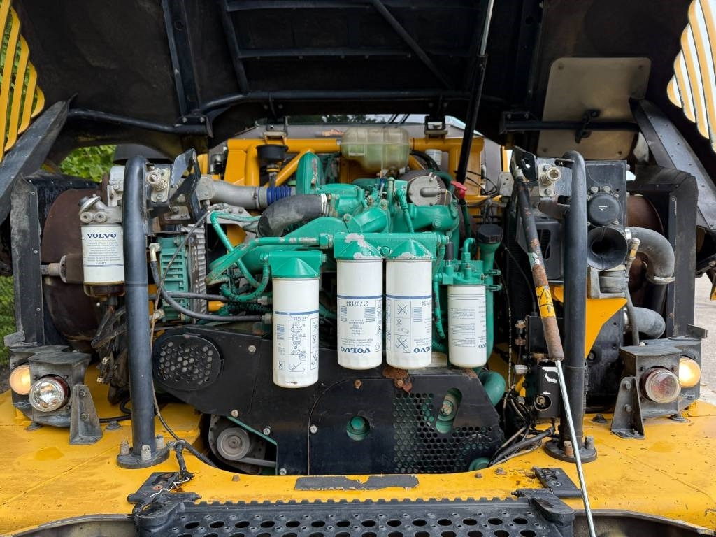 Сочленённый самосвал Volvo A 25 D: фото 12