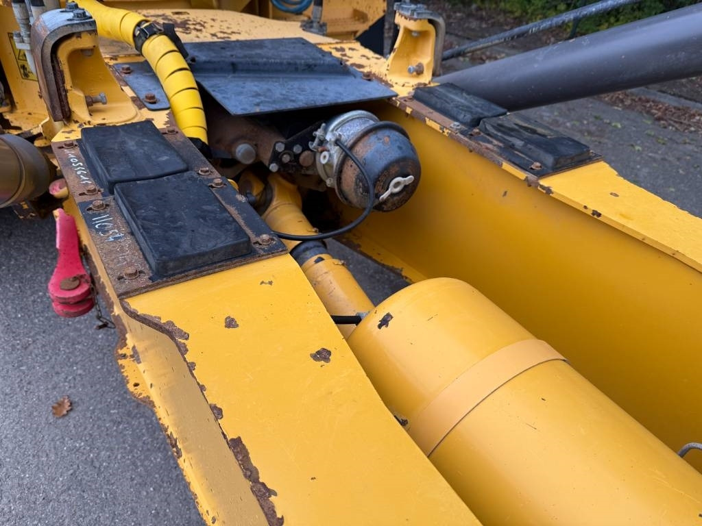 Сочленённый самосвал Volvo A 25 D: фото 39