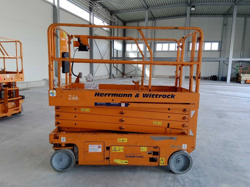 Genie GS 2646 - Ножничный подъемник: фото 3 Genie GS 2646 - Ножничный подъемник: фото 3