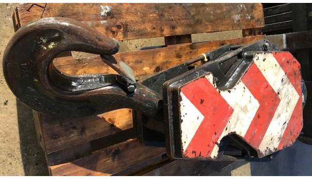 Grove 40t. hook block 3-sheaves 16mm - Кран-манипулятор для Строительной техники: фото 2 Grove 40t. hook block 3-sheaves 16mm - Кран-манипулятор для Строительной техники: фото 2